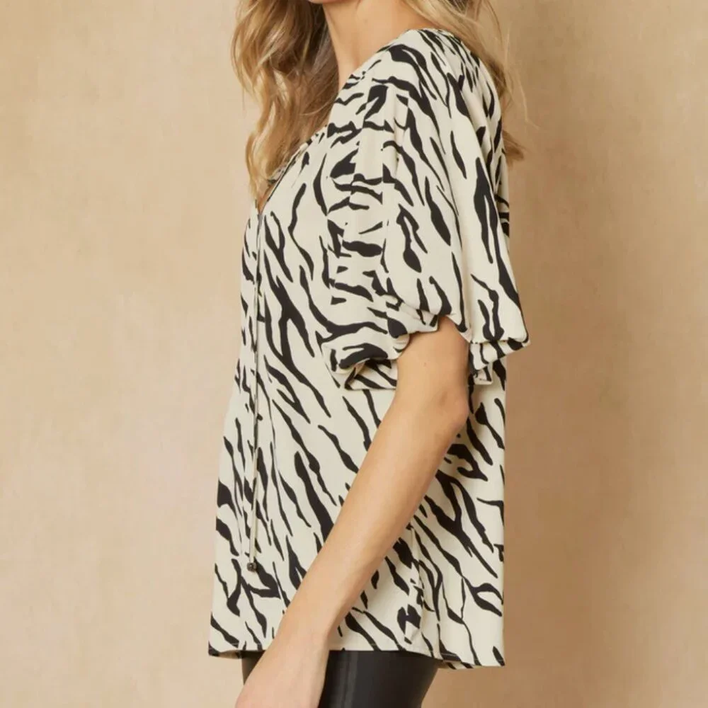 Anthropologie Small S Entro Beige Zebra Print Tie Front Puff Sleeve Pullover Top